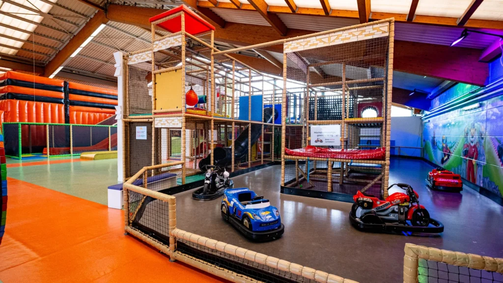 Kartbahn mit Elektrofahrzeugen im Tiggolino nahe Darmstadt