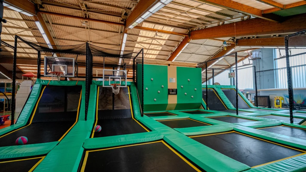 Trampolinpark-Arena im Tiggolino, Indoorspielplatz bei Rüsselsheim und Frankfurt