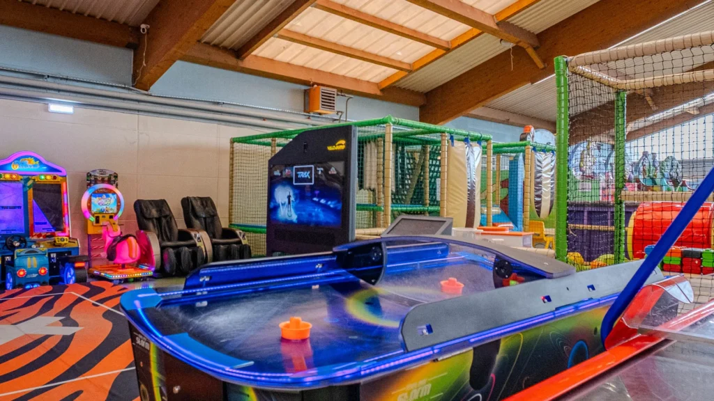 ValoJump, Airhockey und Spielautomaten
